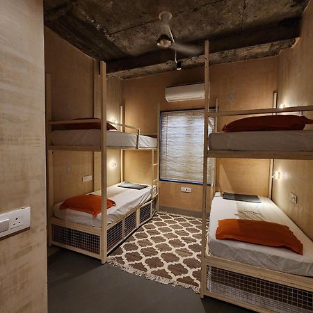 Hostel J House Near Bhikaji Nowe Delhi Zewnętrze zdjęcie