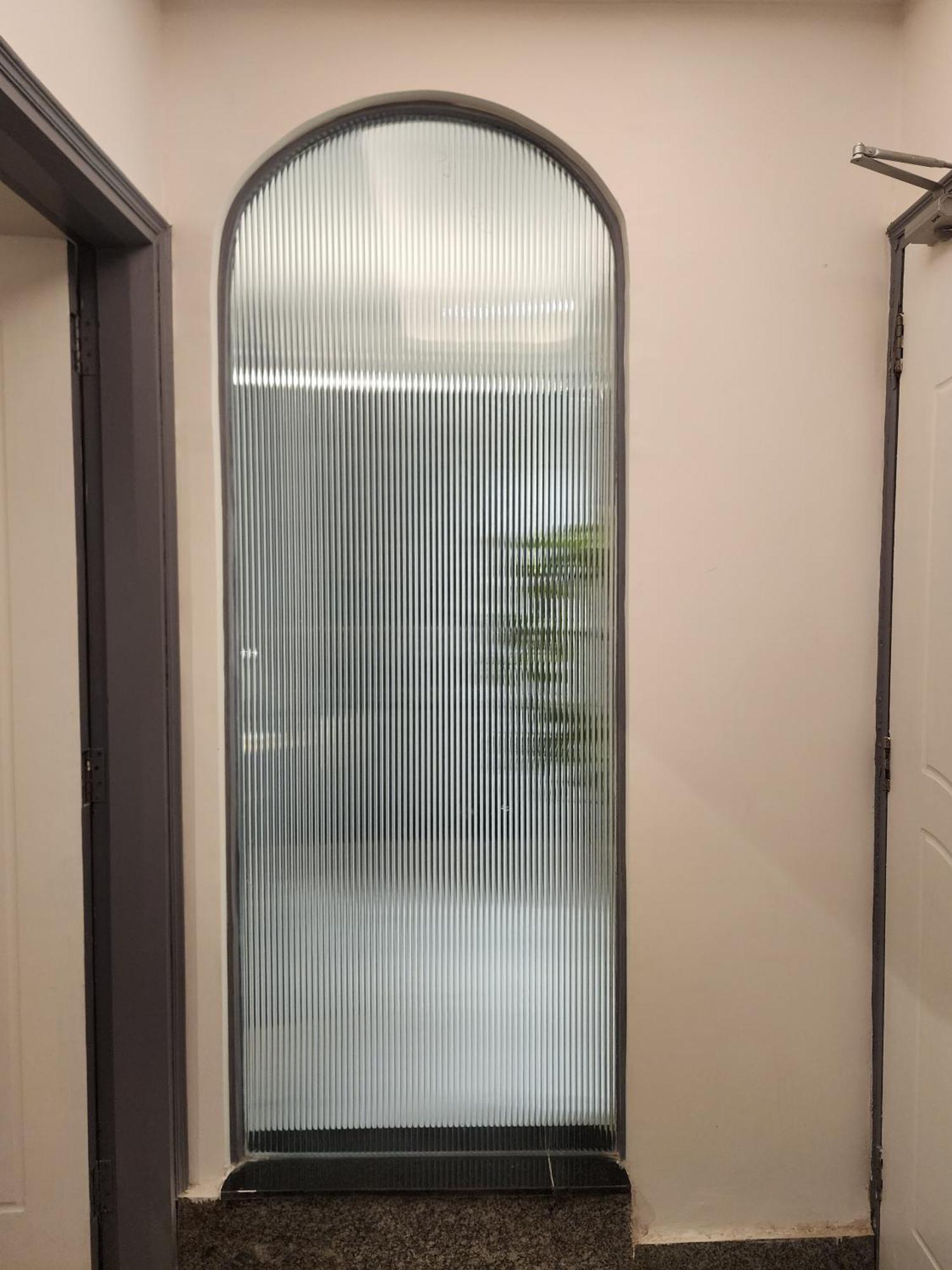 Hostel J House Near Bhikaji Nowe Delhi Zewnętrze zdjęcie