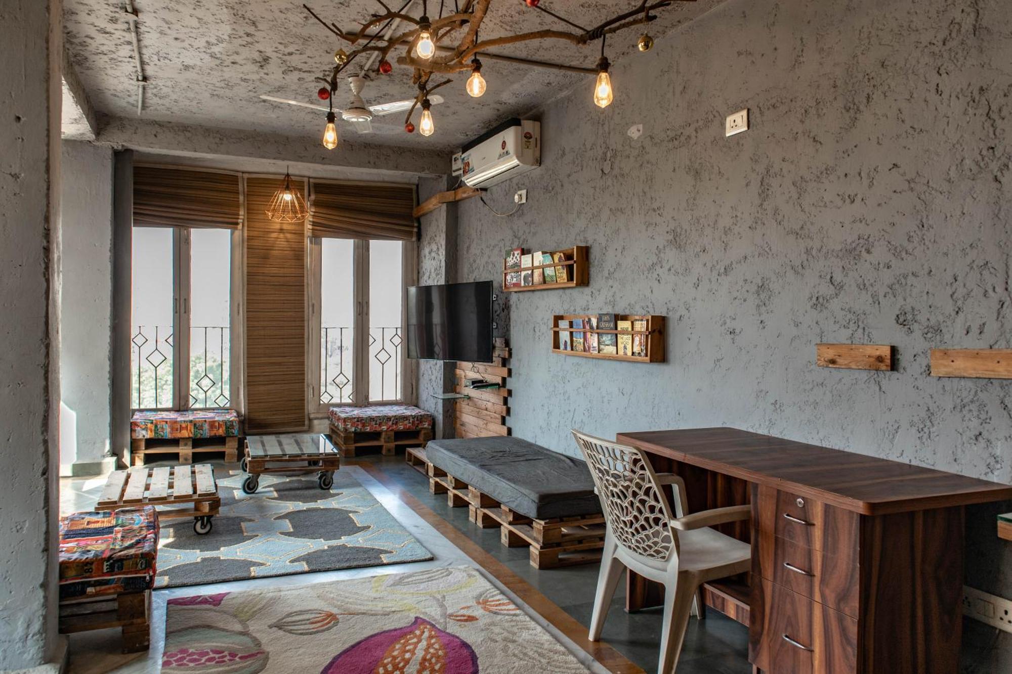 Hostel J House Near Bhikaji Nowe Delhi Zewnętrze zdjęcie