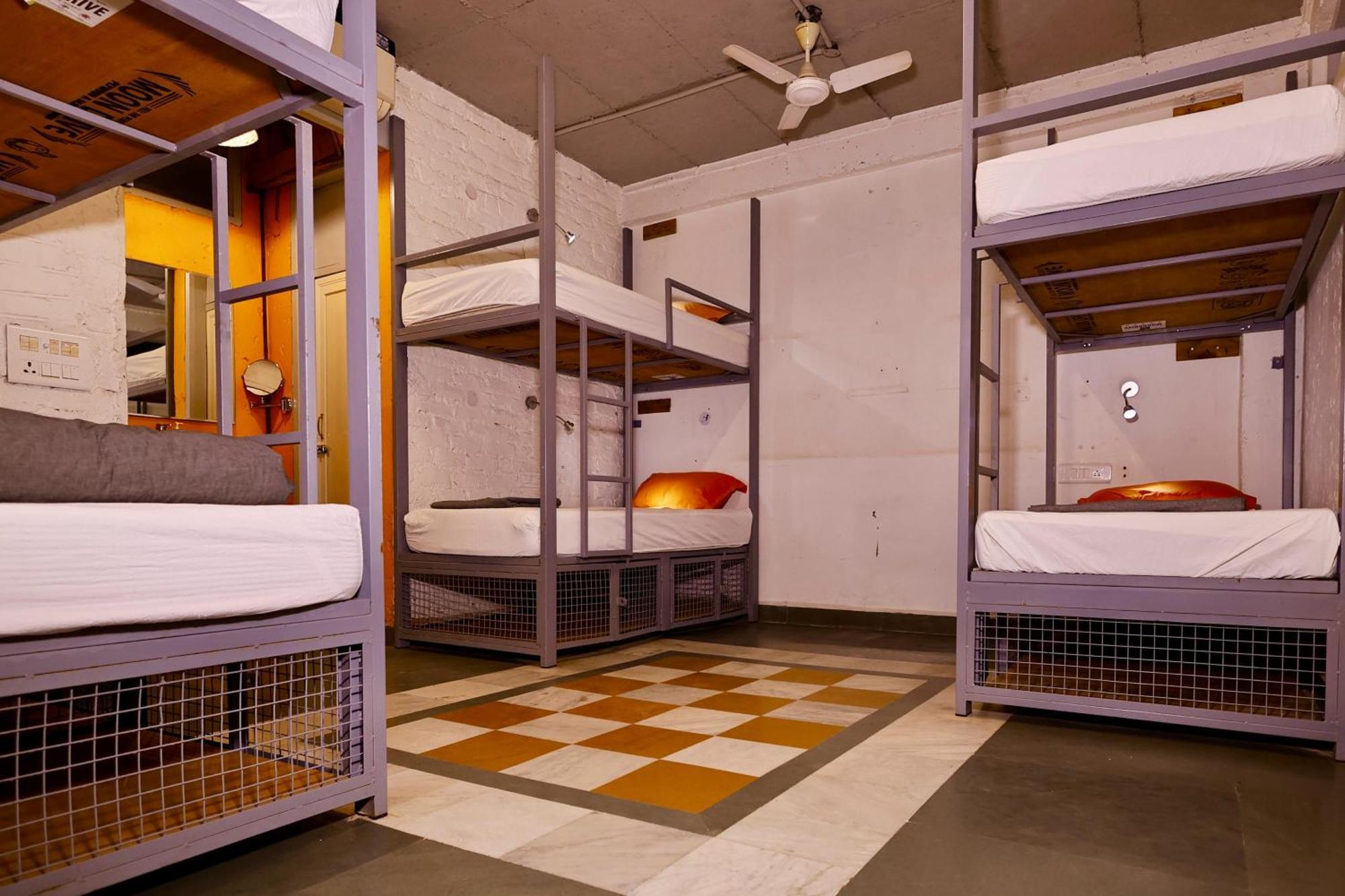 Hostel J House Near Bhikaji Nowe Delhi Zewnętrze zdjęcie